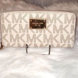 Michael Kors MK Logo Zip Around Continental Wallet